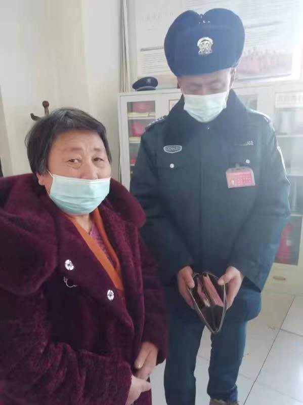 康盈医院--保安拾金不昧，小善举大能量(图2)