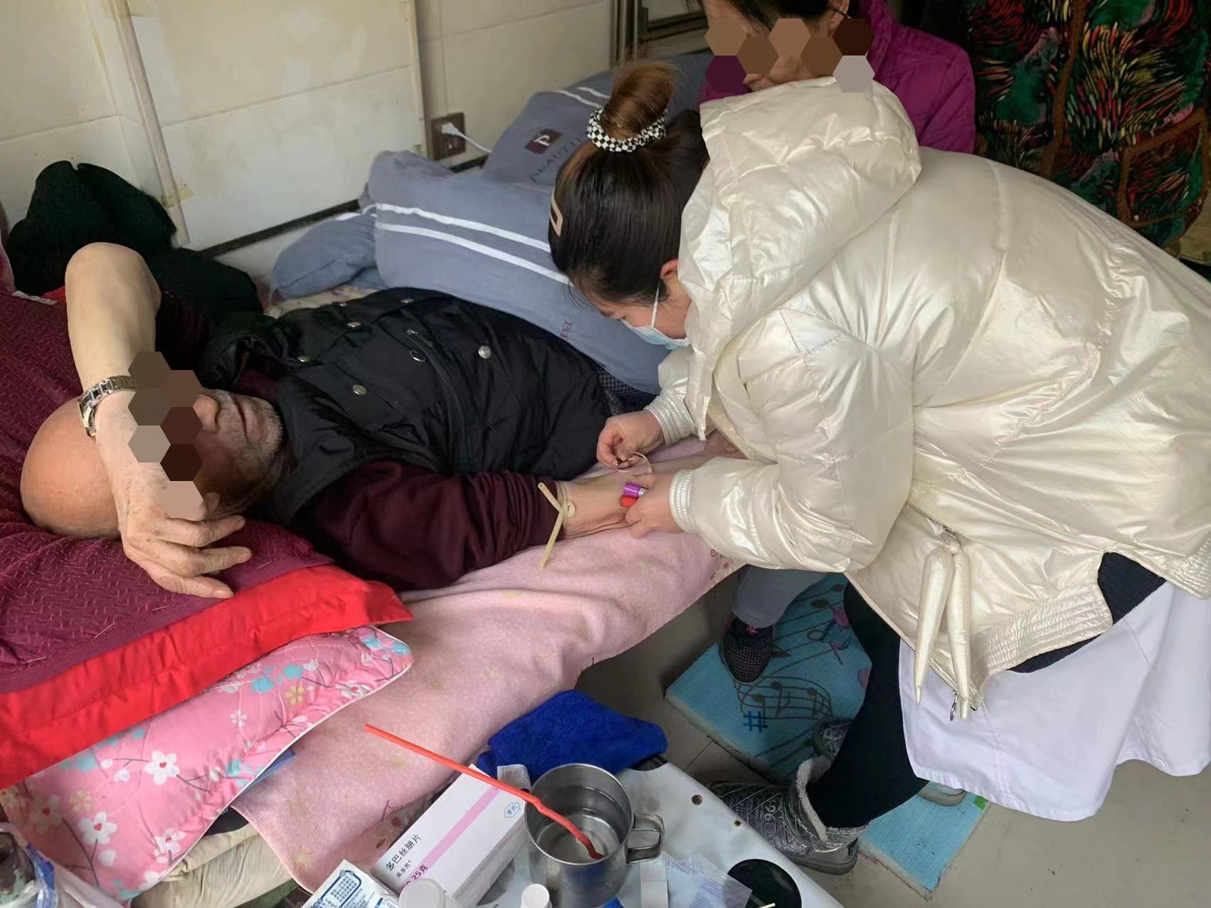 春节不打烊--坚守服务热线、用心呵护每一个家庭(图1)