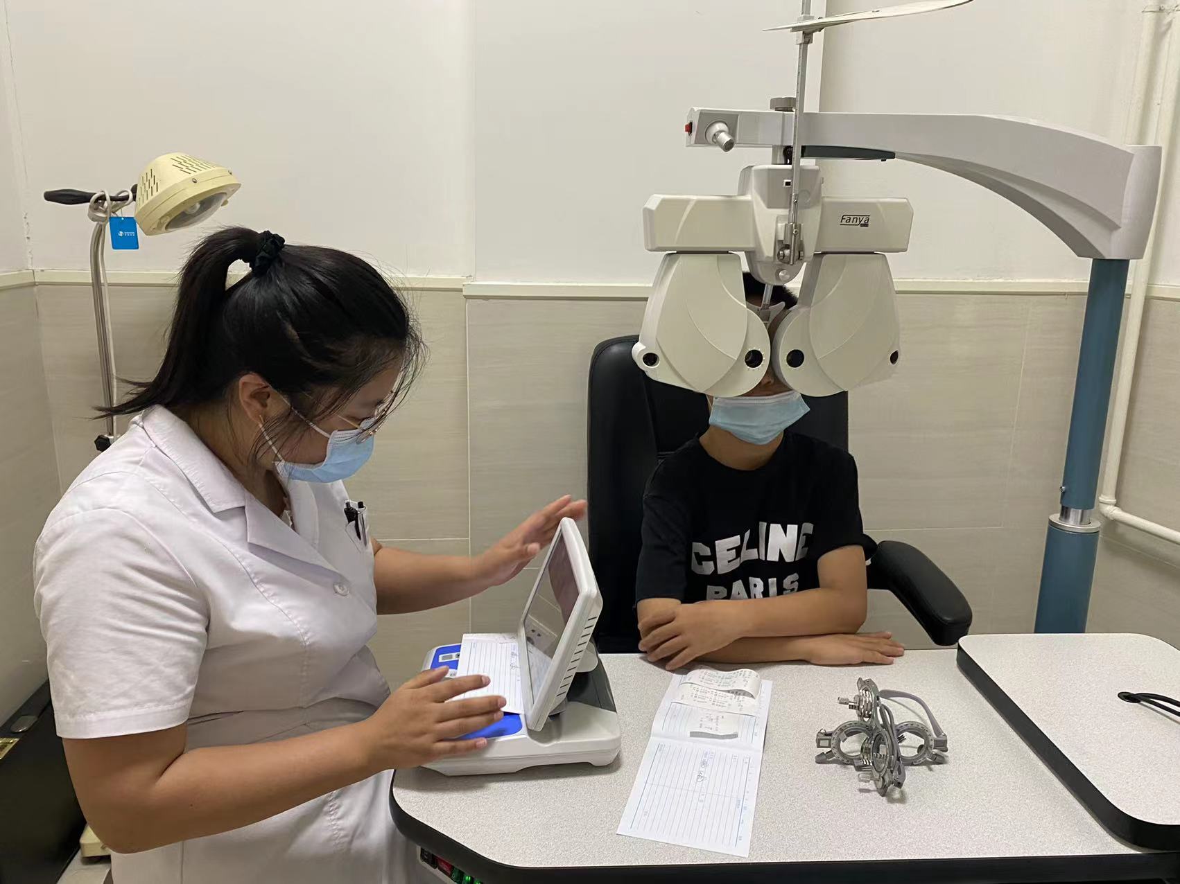 开学季，别让孩子的视力跟着“升级”(图3)